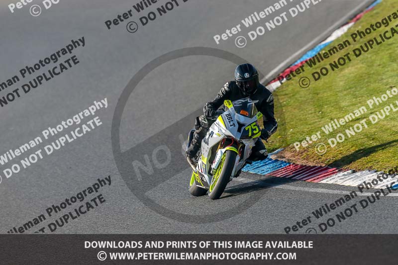 PJ Motorsport Photography 2018;enduro digital images;event digital images;eventdigitalimages;mallory park;mallory park photographs;mallory park trackday;mallory park trackday photographs;no limits trackdays;peter wileman photography;racing digital images;trackday digital images;trackday photos